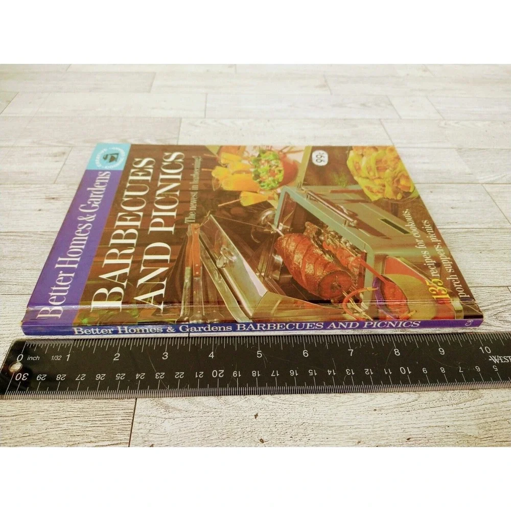 Barbecues and Picnics Cookbook 1963 Hardcover Better Homes & Gardens Retro-Core‎